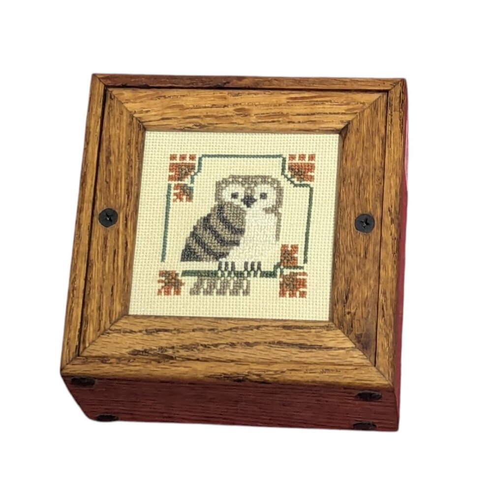 Vintage Wood Needlepoint Owl Coin Bank MCM Twee Cottage Core 70’s Piggy Bank